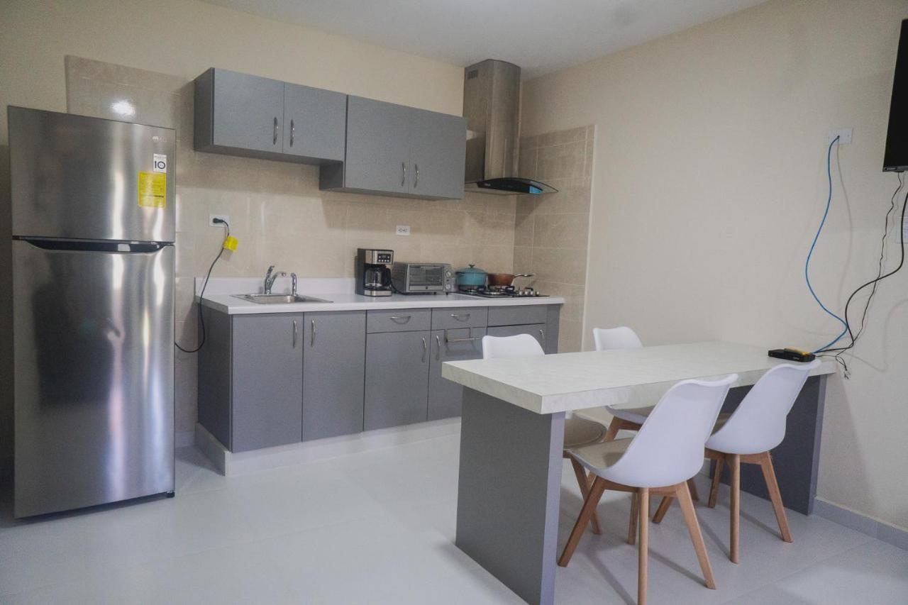 Apartamento Pavia'S Centerpoint Oasis Oranjestad Exterior foto